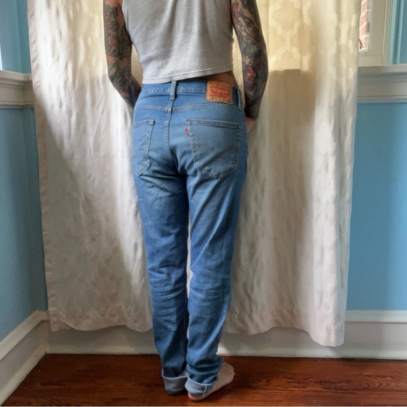 levi’s 511 light wash jeans size 31x34 - Picture 3 of 5